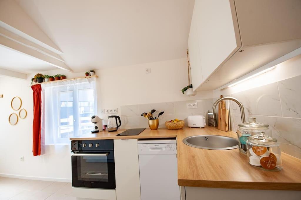 Le Cocoon - Appartement Dans Maison Du Xviieme Siecle Fougères Dış mekan fotoğraf